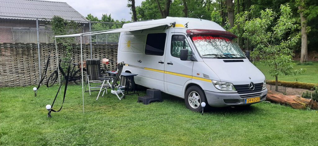 Camper